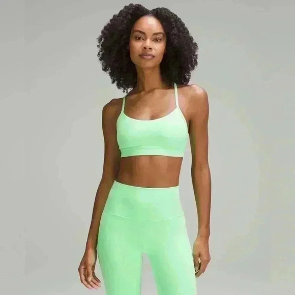 Lulu🍋-Flow Y  Bra Nulu size 8 - Picture 1 of 5
